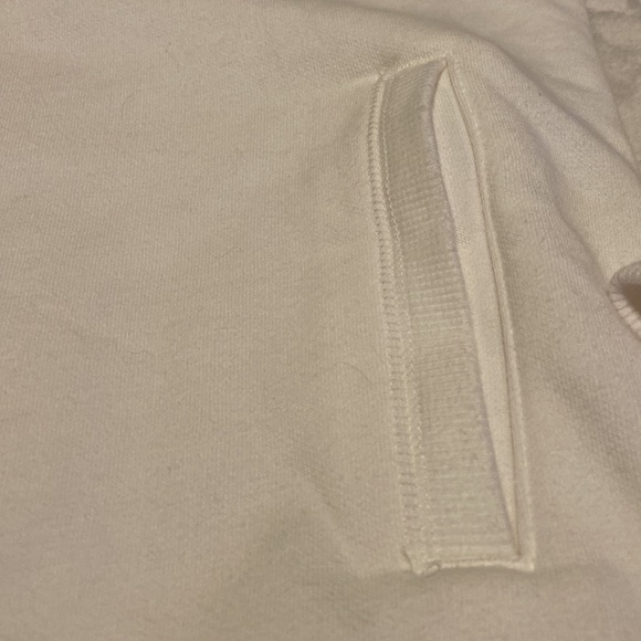 NWT Size M Women’s PUMA Hoodie - Picture 8 of 12